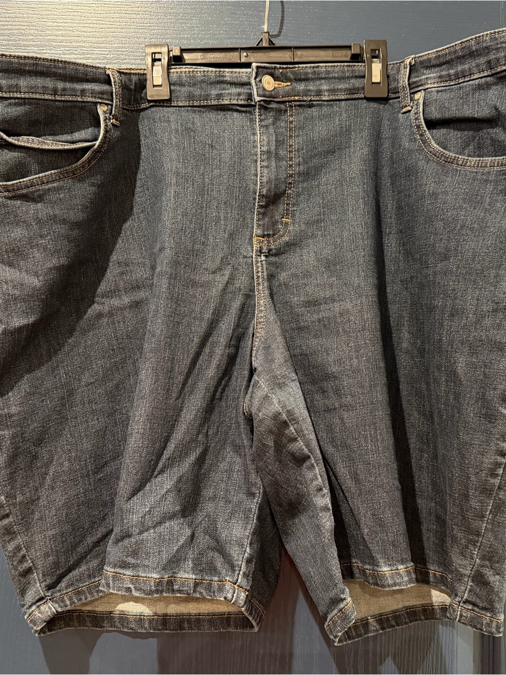 Gloria Vanderbilt Medium Blue Denim Jean Shorts